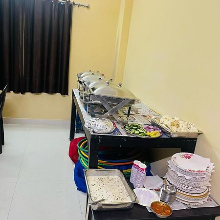 Laxmi Mahal Hotel Udaipur Ngoại thất bức ảnh