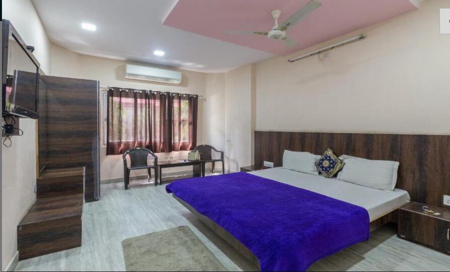 Laxmi Mahal Hotel Udaipur Ngoại thất bức ảnh
