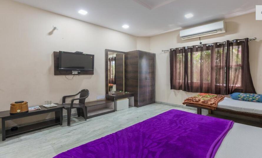 Laxmi Mahal Hotel Udaipur Ngoại thất bức ảnh